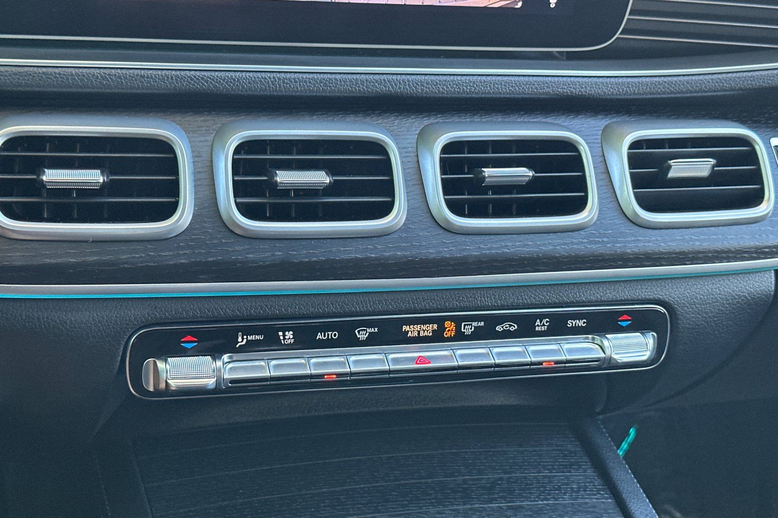 2023 Mercedes Benz GLE 450 4MATIC photo 17
