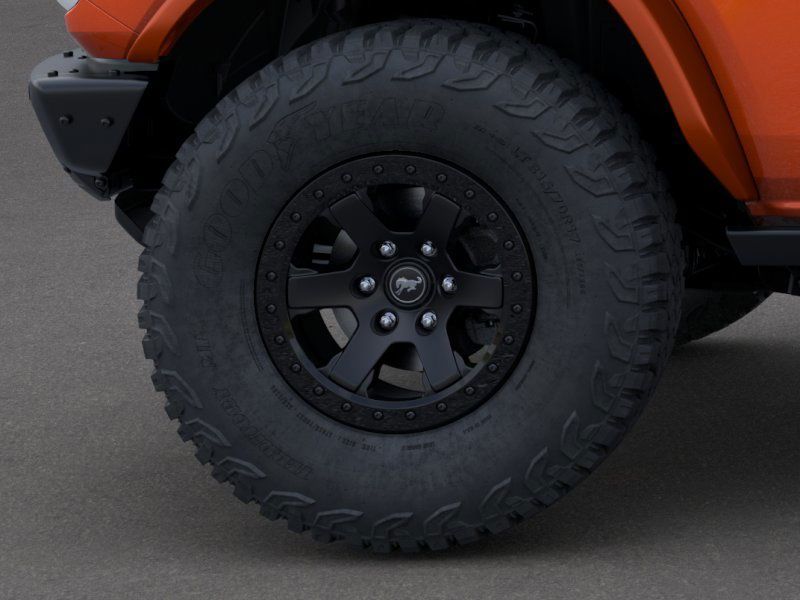 2025 Ford Bronco First Edition photo 18