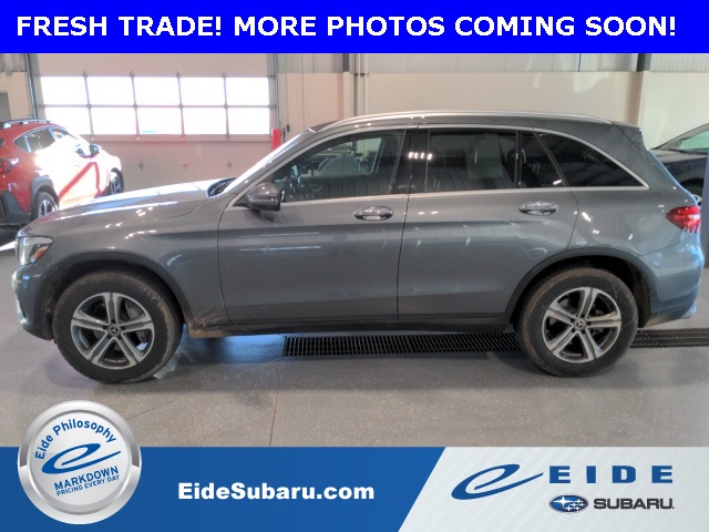 2018 Mercedes Benz GLC 300 4MATIC photo 4