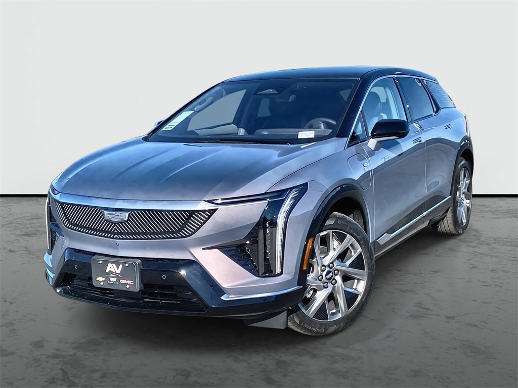 2026 Cadillac OPTIQ Luxury's photo