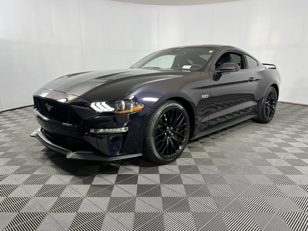 2022 Ford Mustang GT Premium photo 2