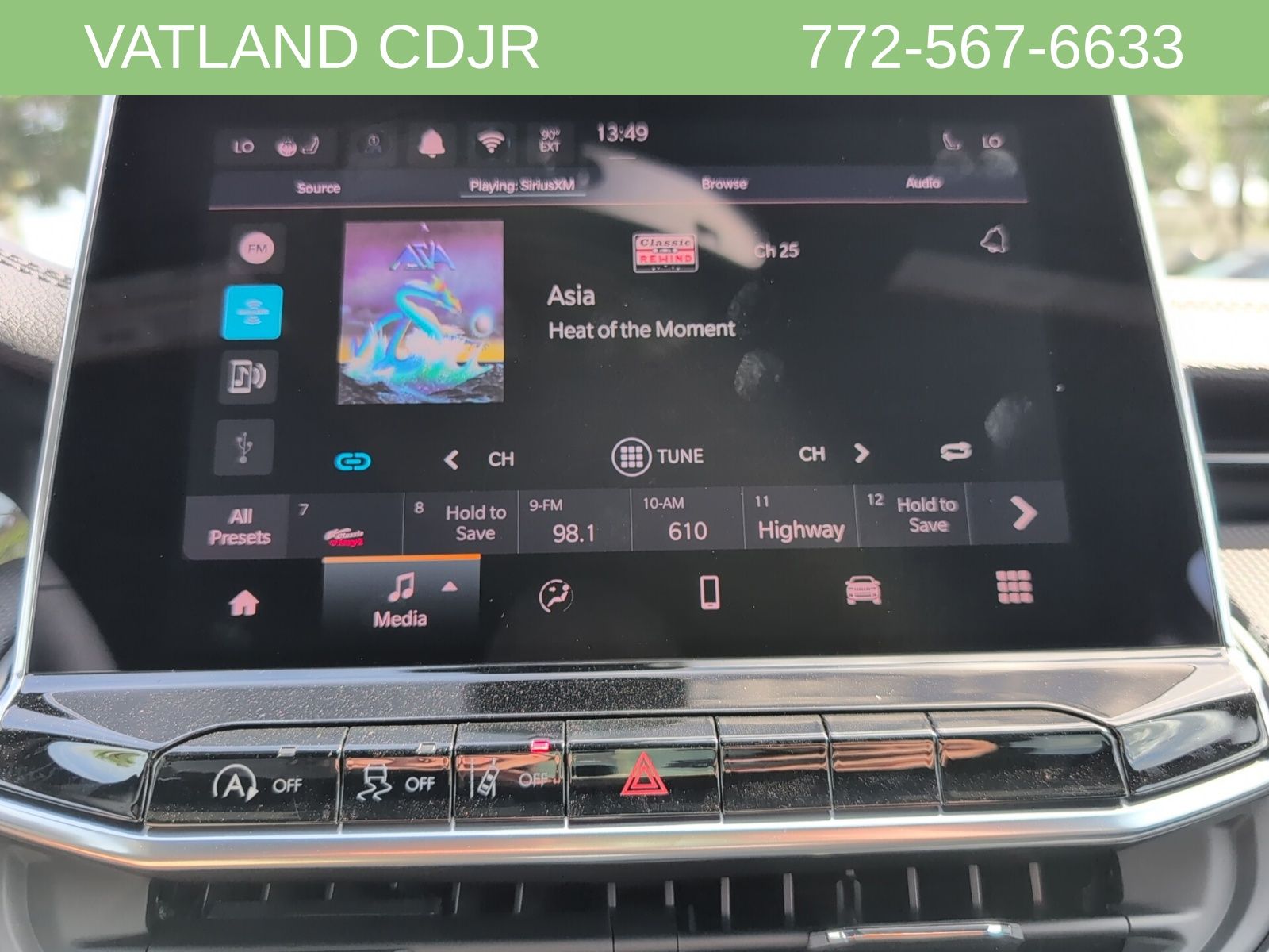 2026 Jeep Compass Latitude photo 14