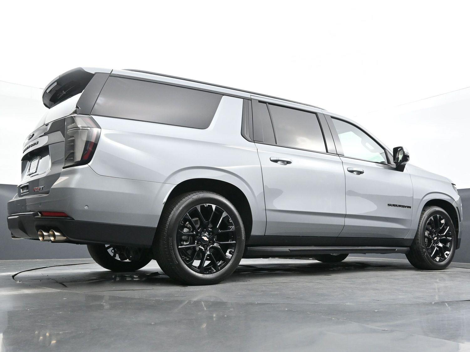 2025 Chevrolet Suburban RST photo 52