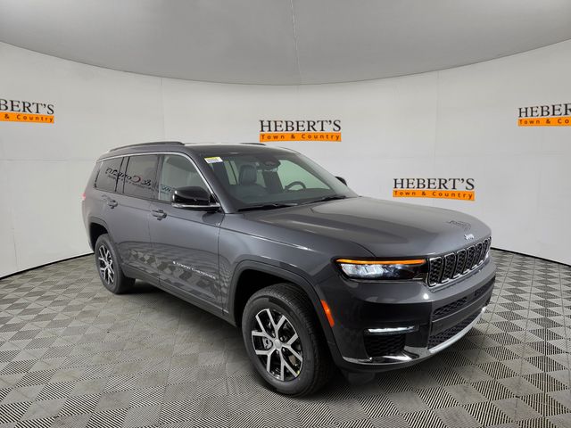 2025 Jeep Cherokee Limited photo 4