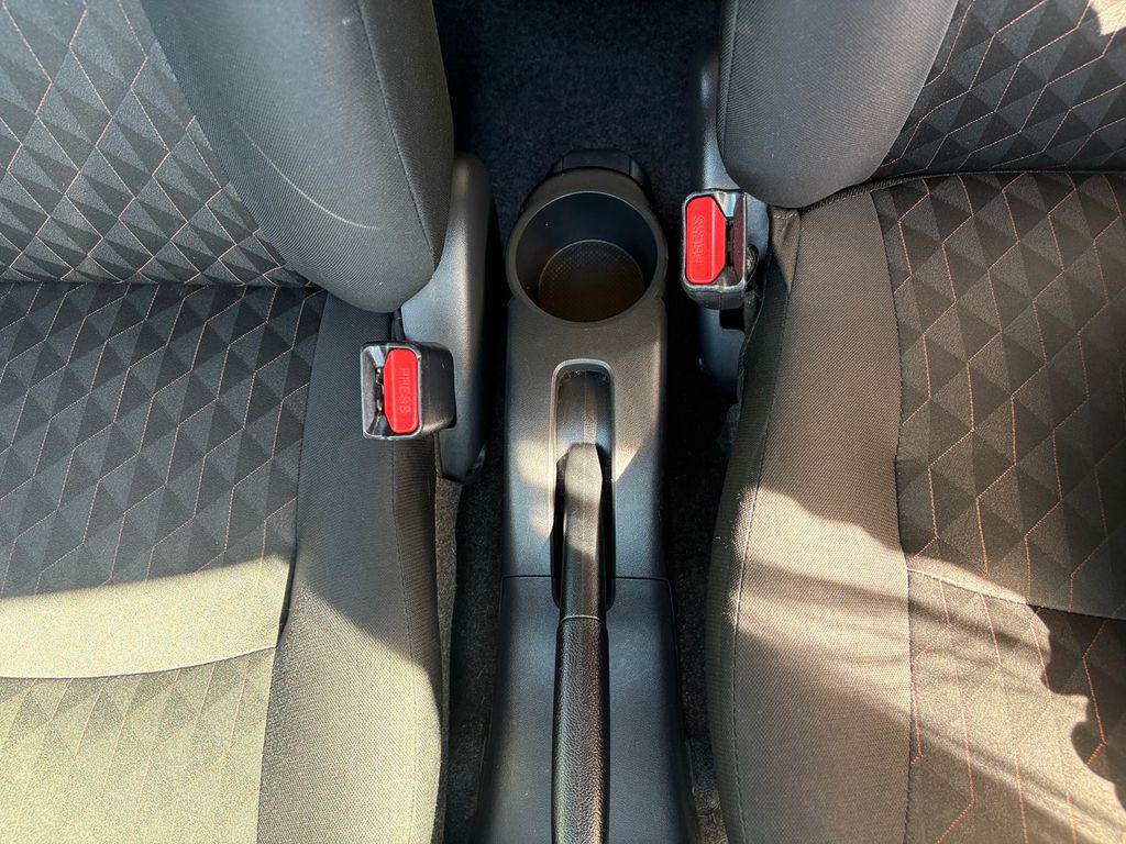 2021 Mitsubishi Mirage ES photo 21
