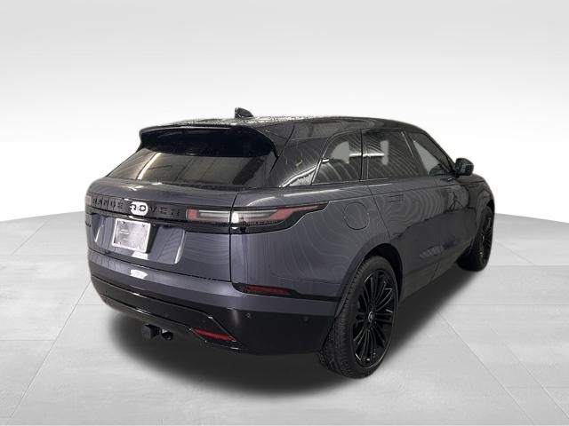 2026 Land Rover Range Rover Velar SE photo 4