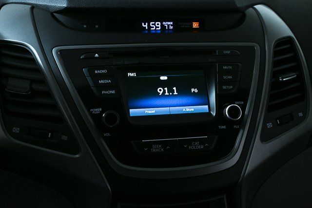 2016 Hyundai Elantra Sport photo 13