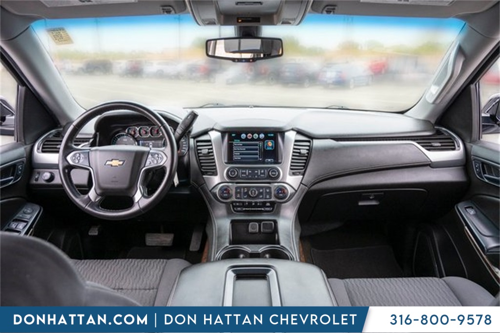 2017 Chevrolet Tahoe LS photo 3