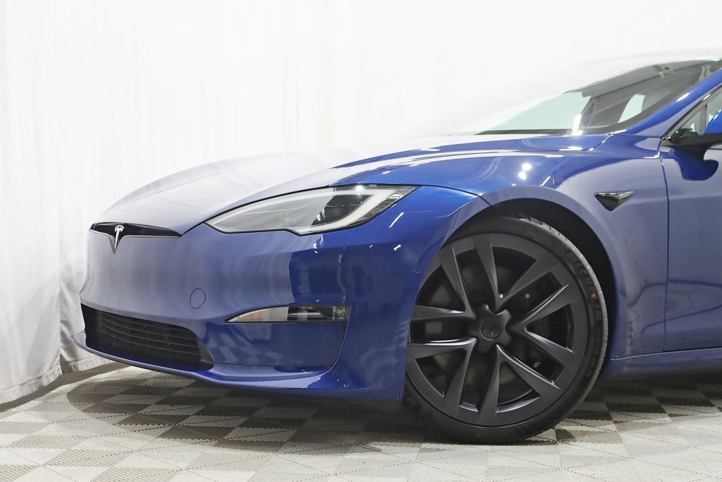 2022 Tesla Model S Plaid photo 2