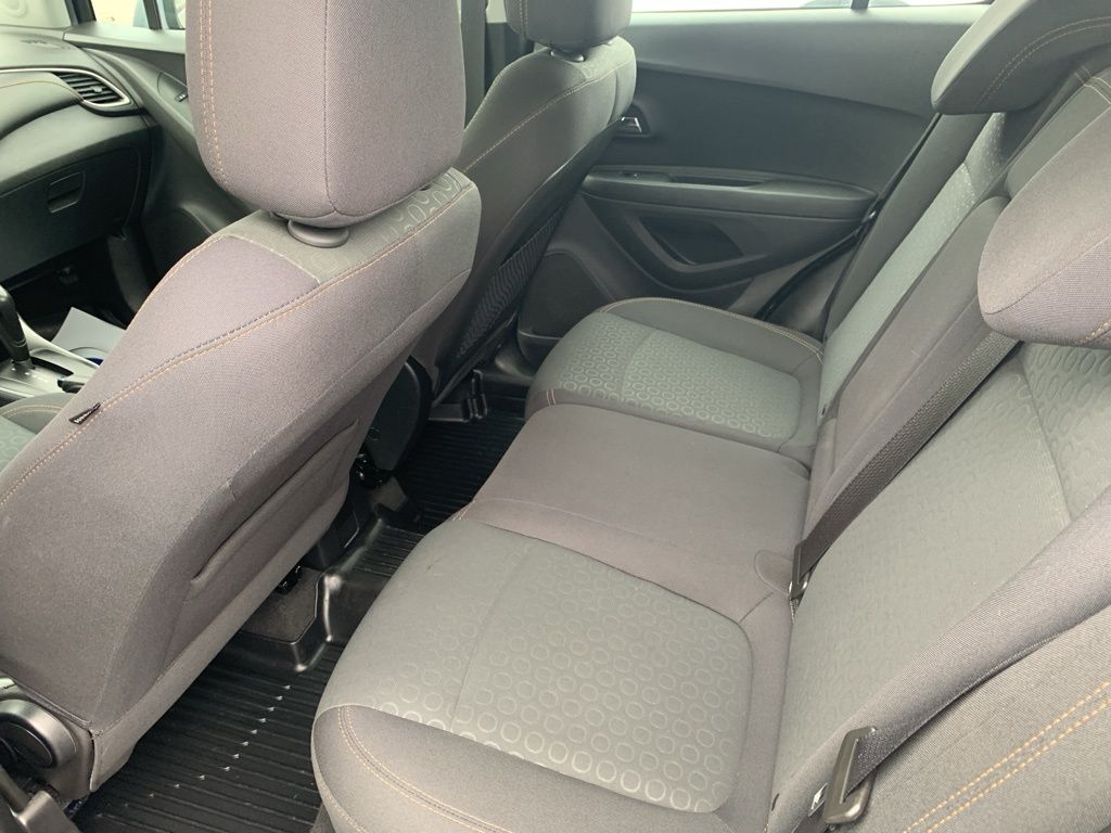 2020 Chevrolet Trax LS photo 15