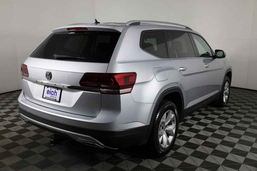 2019 Volkswagen Atlas S photo 2