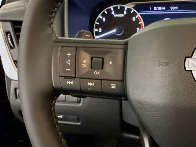 2026 Nissan Rogue SV photo 10