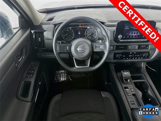 2024 Nissan Pathfinder S photo 13