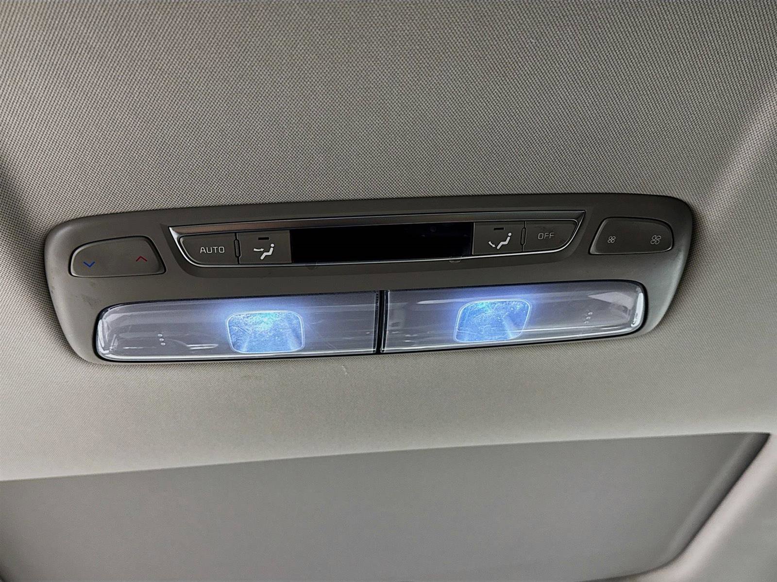 2022 Kia Telluride EX photo 24