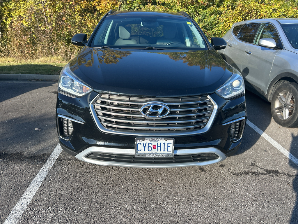 2019 Hyundai Santa Fe XL SE Premium photo 2