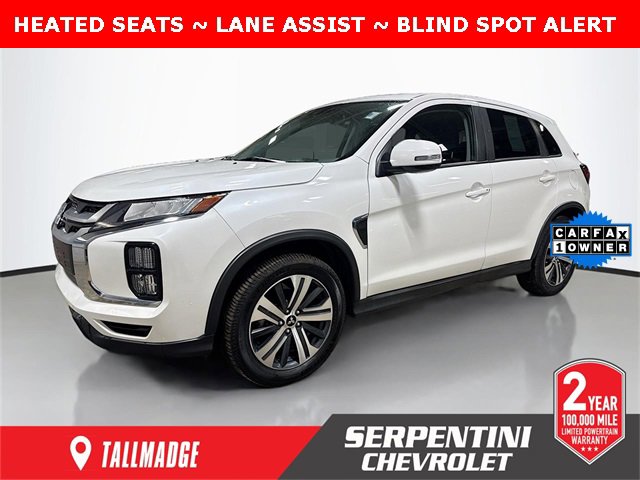 2021 Mitsubishi Outlander Sport SE's photo