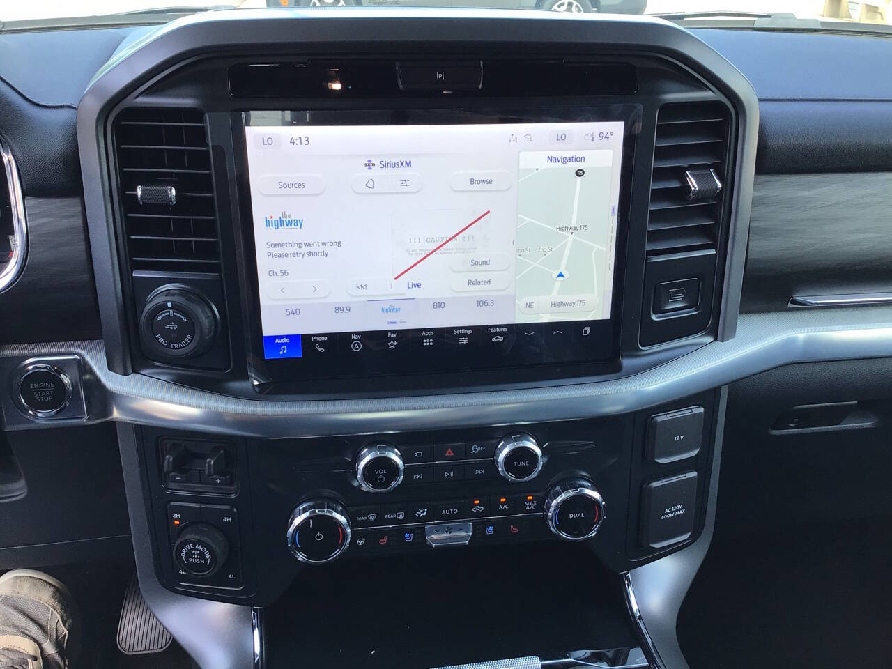2025 Ford F-150 Lariat photo 10