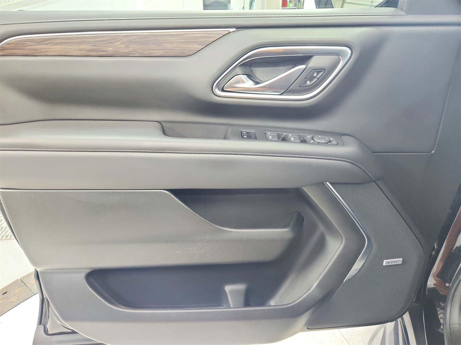 2022 Chevrolet Tahoe LT photo 31