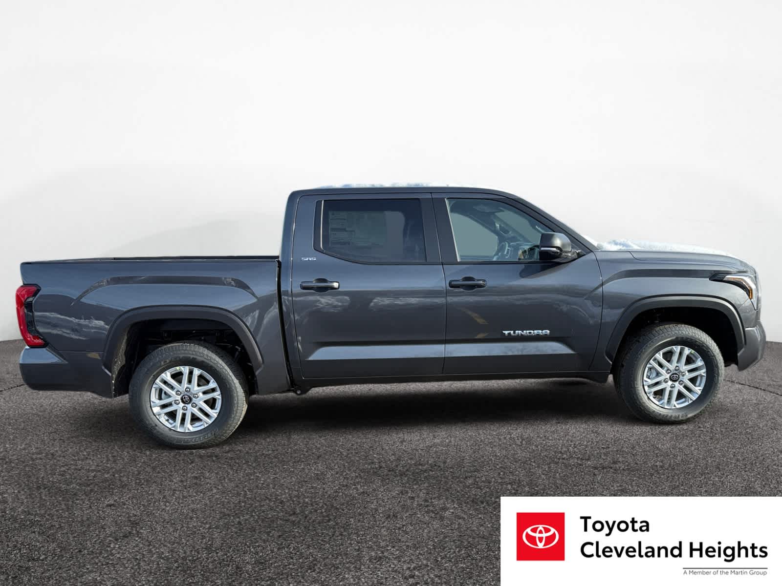 2026 Toyota Tundra SR5 - Photo 6