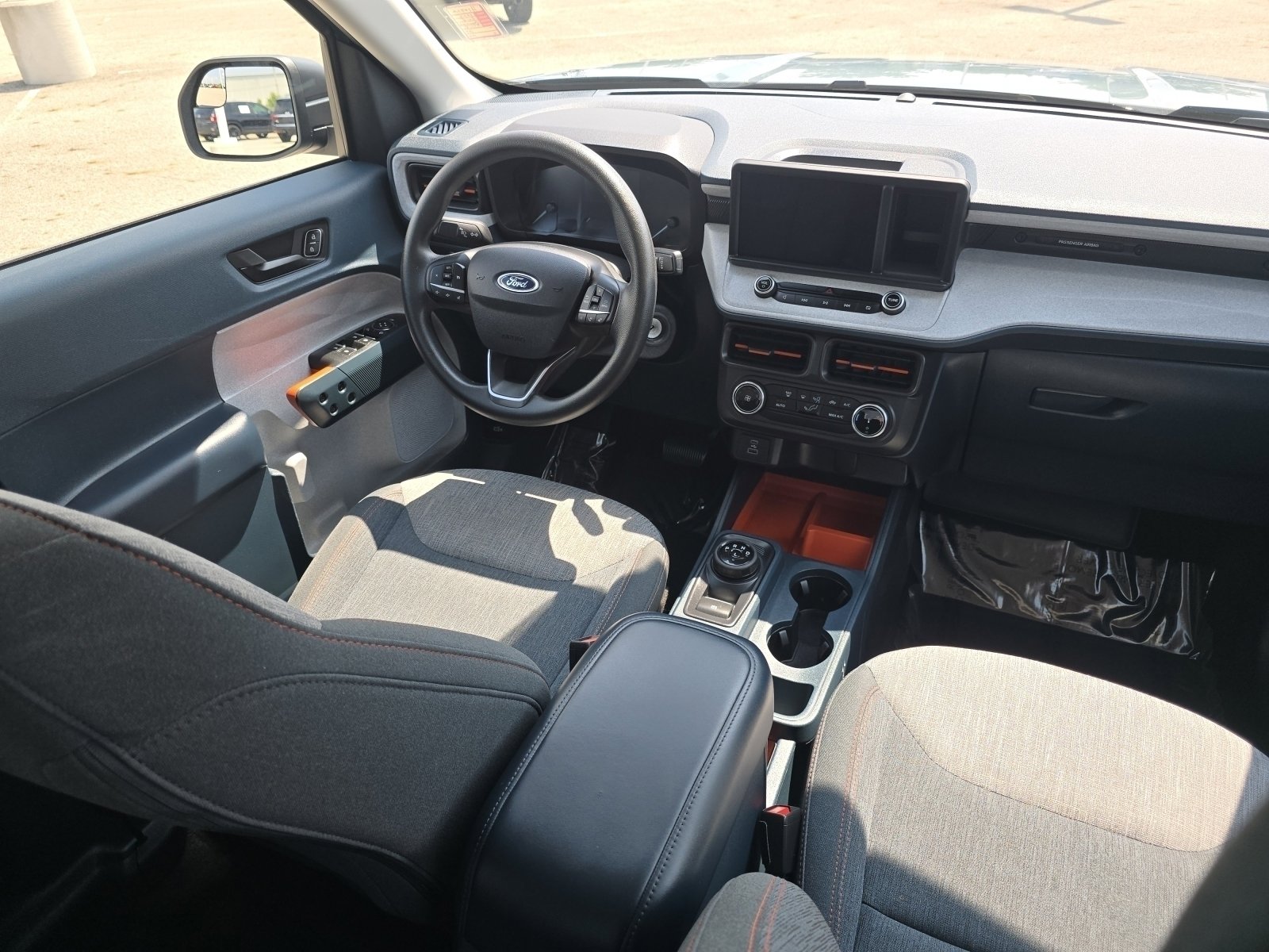 2023 Ford Maverick XLT photo 24