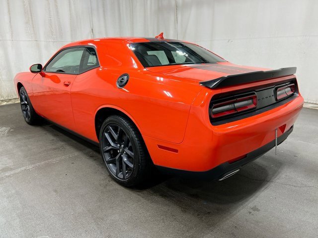 2023 Dodge Challenger SXT photo 2
