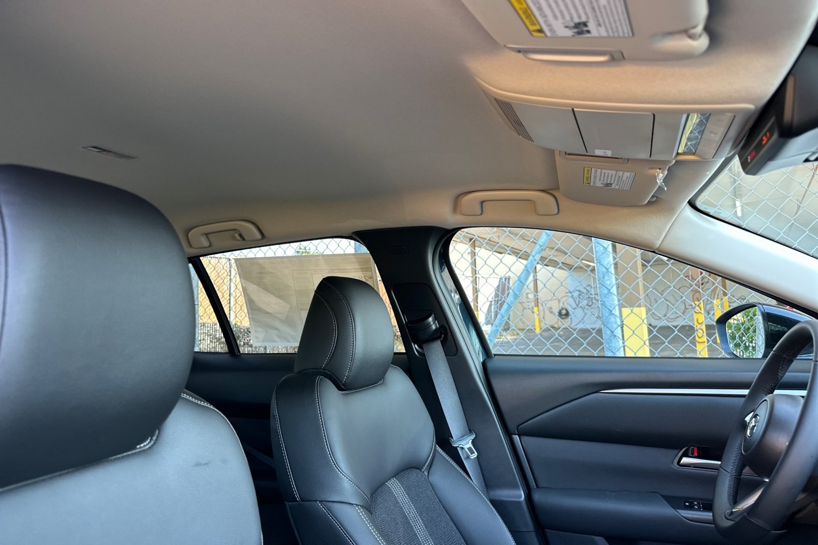 2025 Mazda CX-50 2.5 Select photo 12