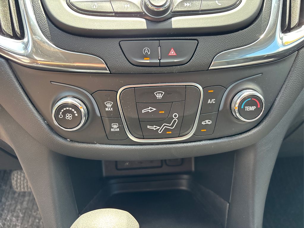 2023 Chevrolet Equinox LT photo 30