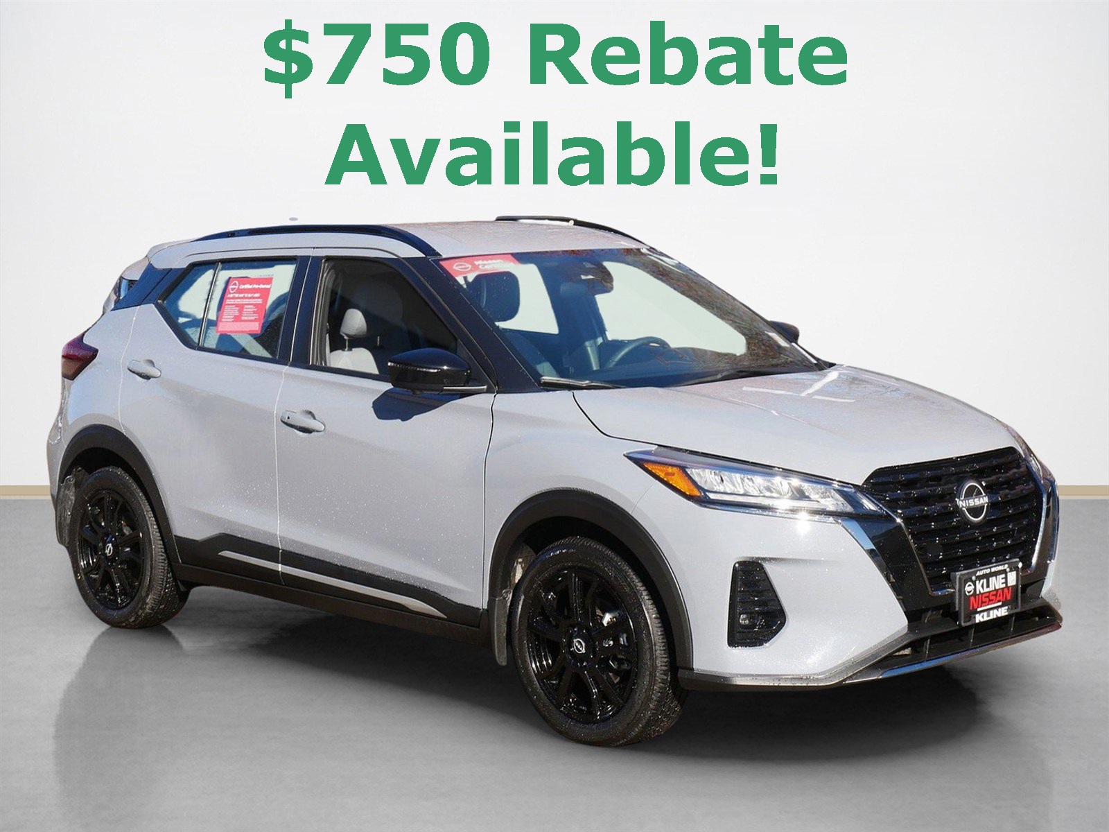 2024 Nissan Kicks SR's photo