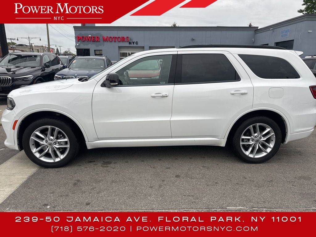 2023 Dodge Durango GT photo 2