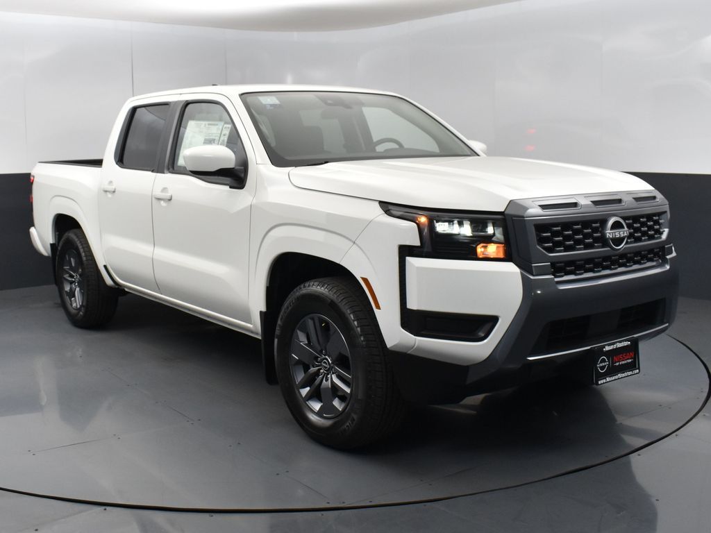 2026 Nissan Frontier SV's photo