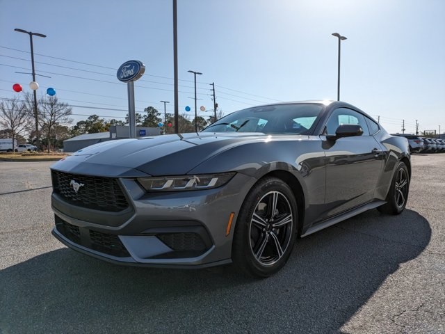 2025 Ford Mustang EcoBoost photo 8