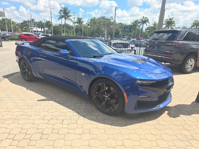 2019 Chevrolet Camaro 1SS photo 2