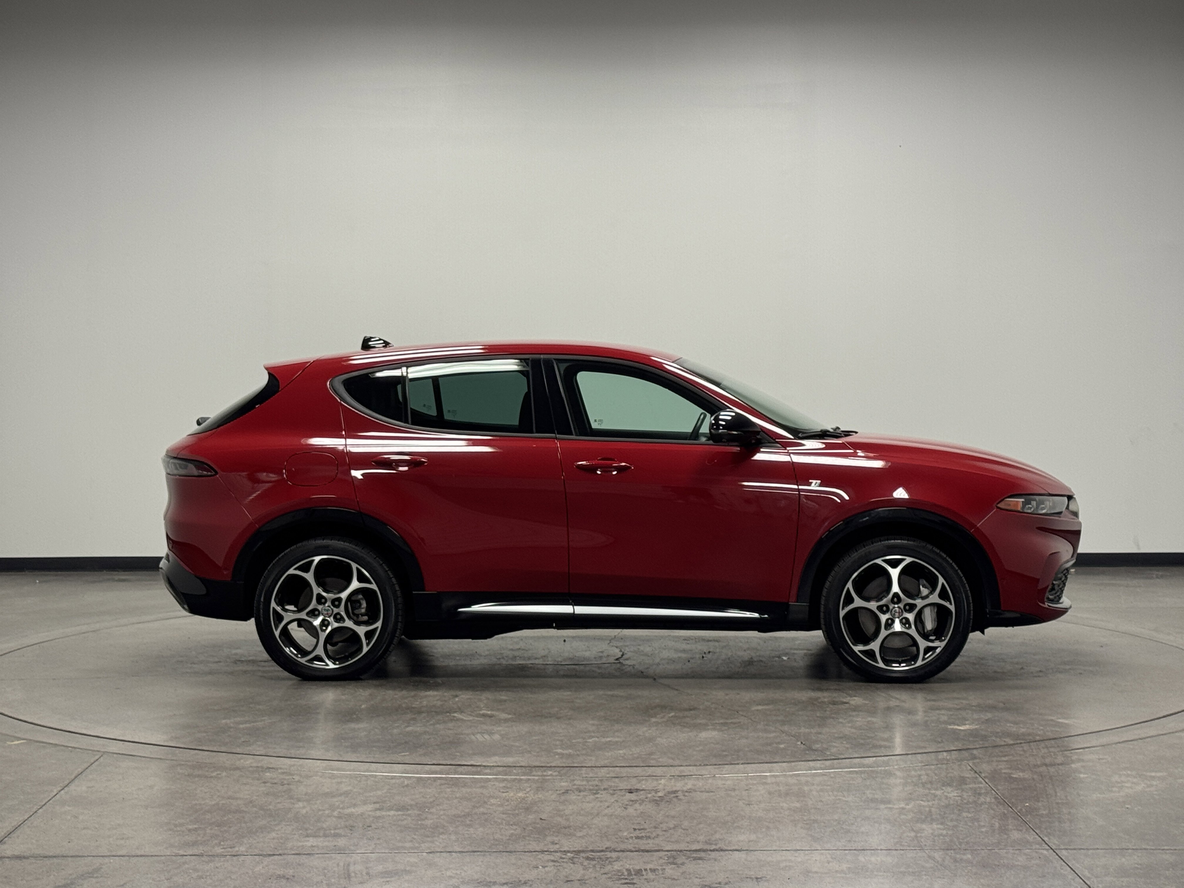 2024 Alfa Romeo Tonale Ti photo 8