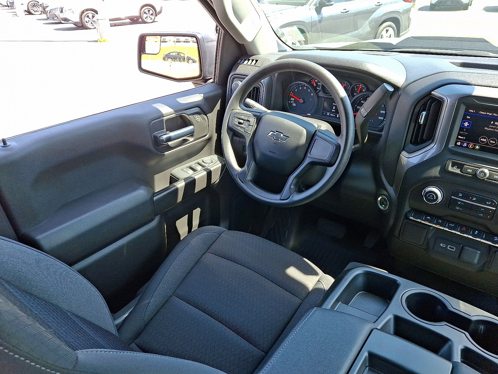 2023 Chevrolet Silverado 1500 Custom Trail Boss photo 14