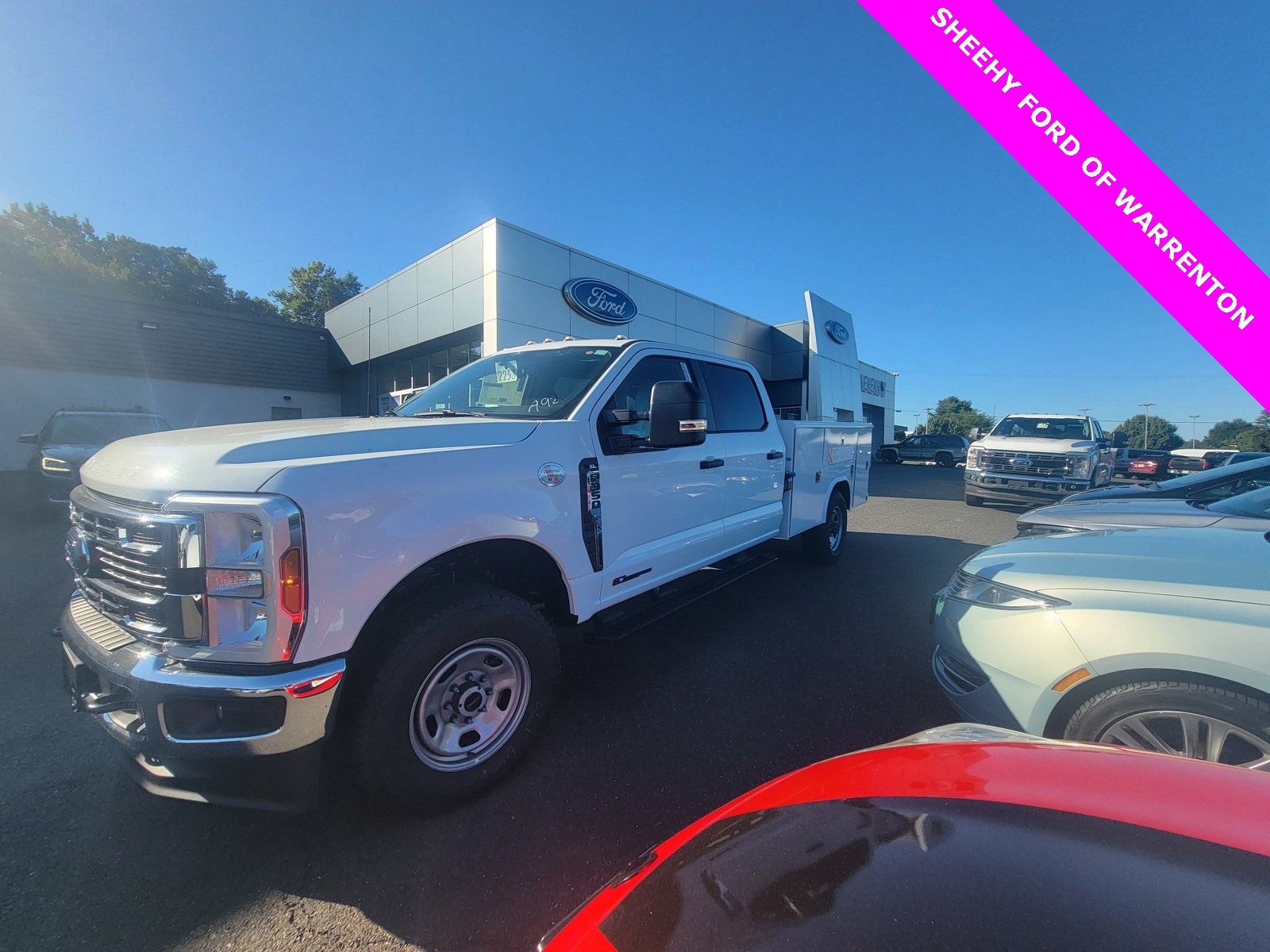 2025 Ford F-350 Super Duty Chassis Cab XL's photo