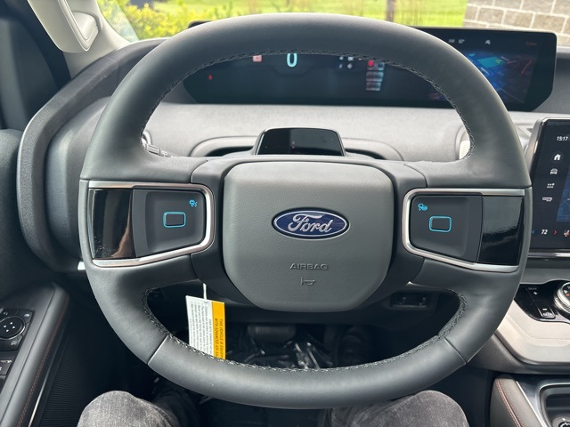 2025 Ford Expedition MAX photo 18