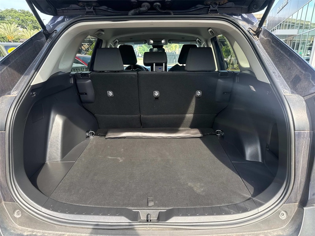 2024 Toyota RAV4 XLE photo 8