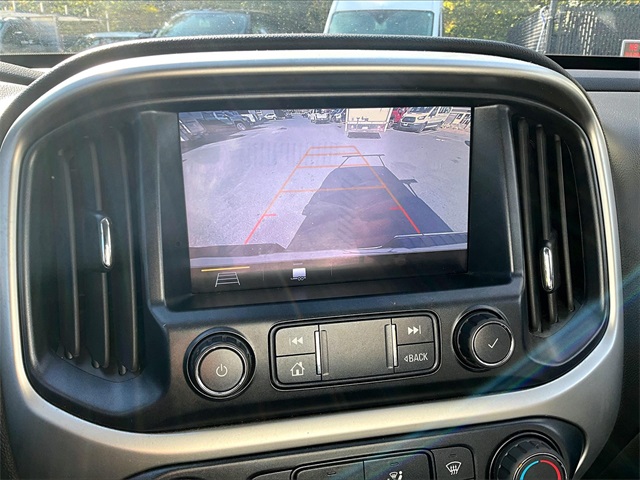 2019 Chevrolet Colorado LT photo 25