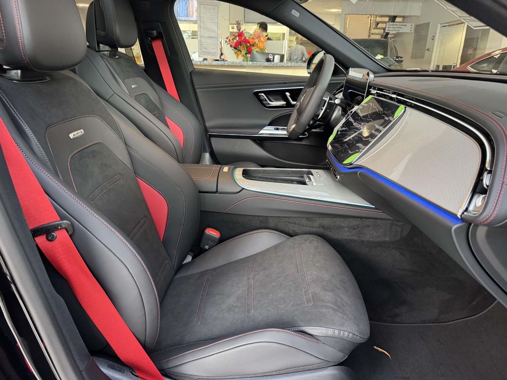 2026 Mercedes Benz E 53 AMG 4MATIC photo 10