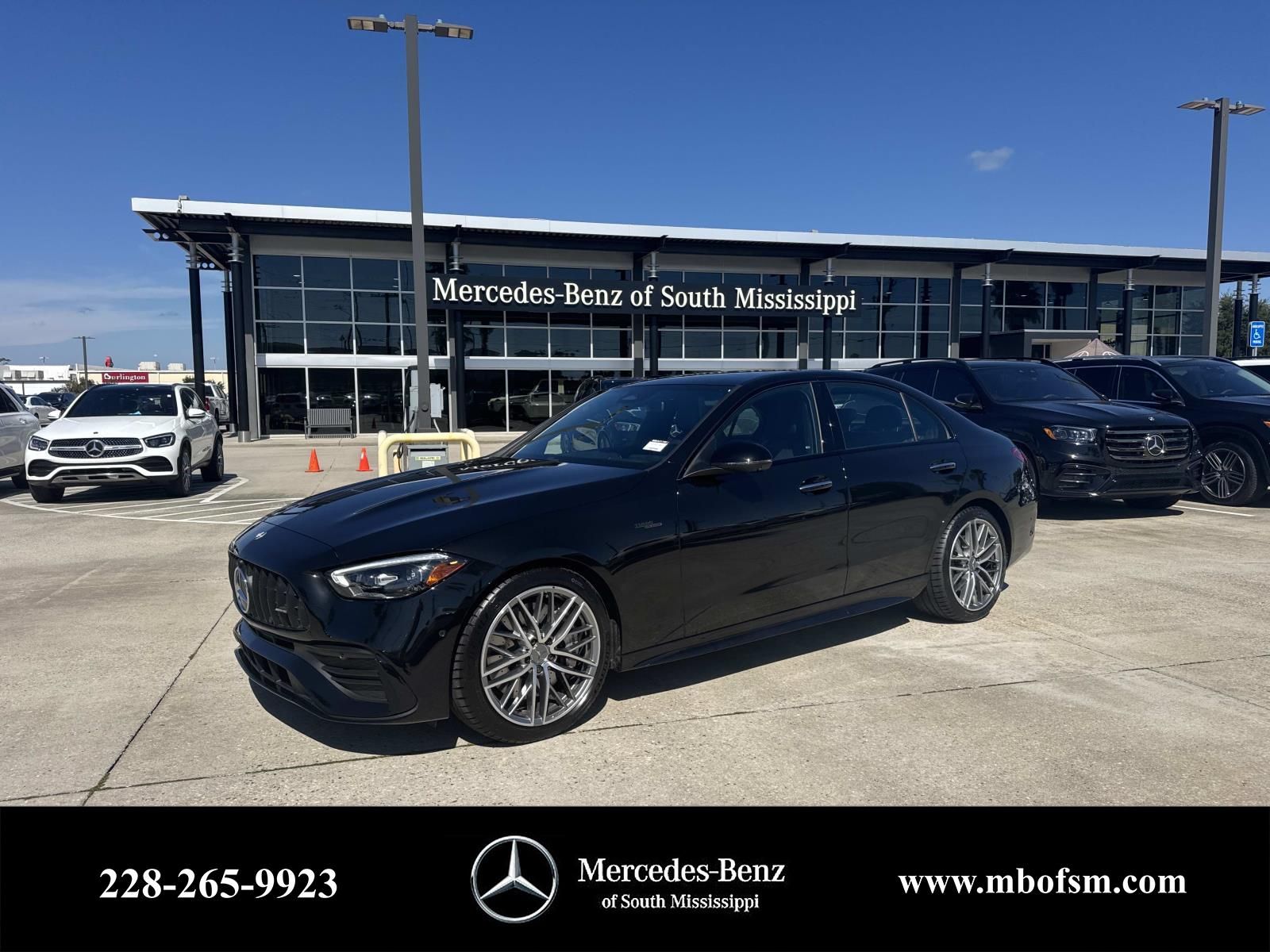 2024 Mercedes-Benz C-Class Sedan AMG C43's photo