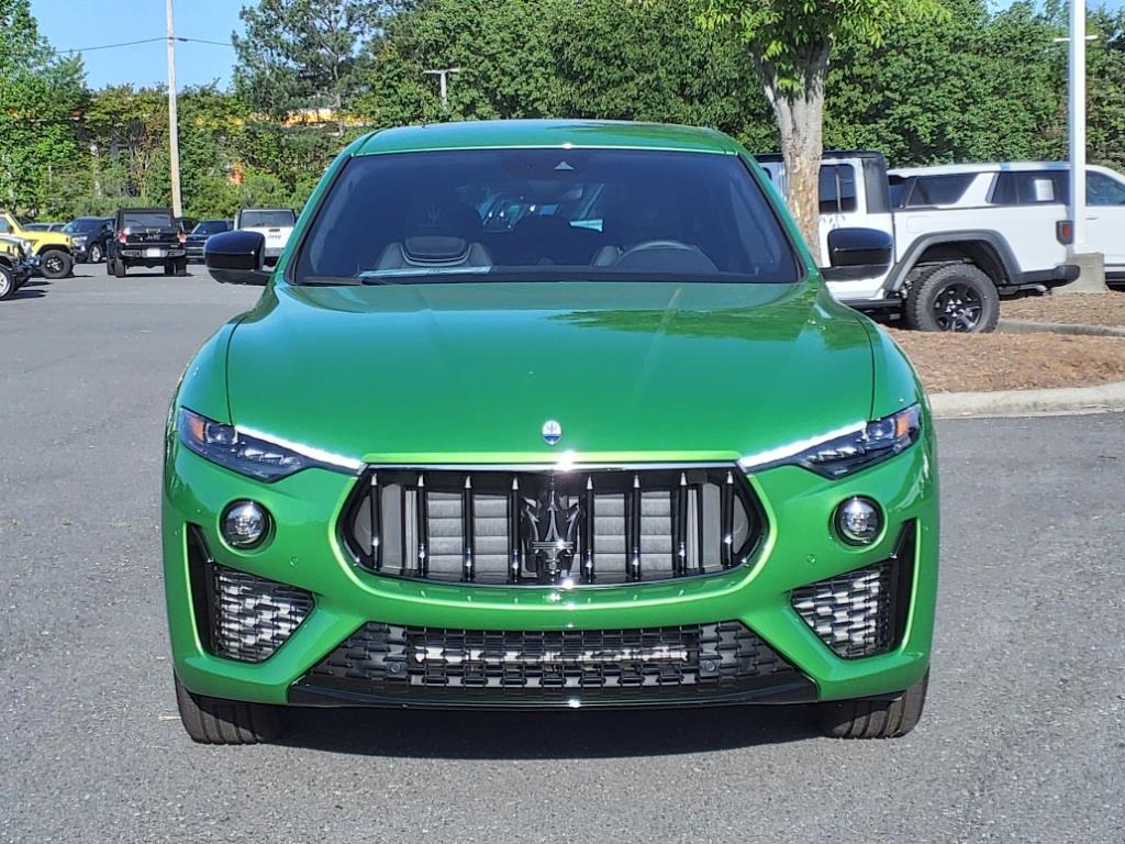 2023 Maserati Levante Modena S photo 2