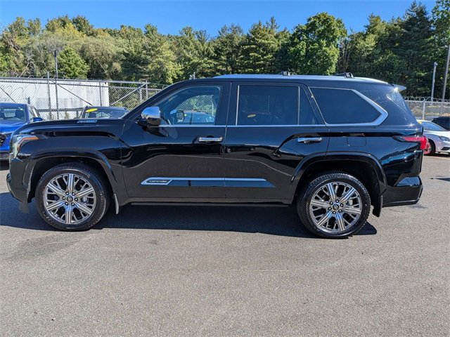 2025 Toyota Sequoia SR5 photo 6
