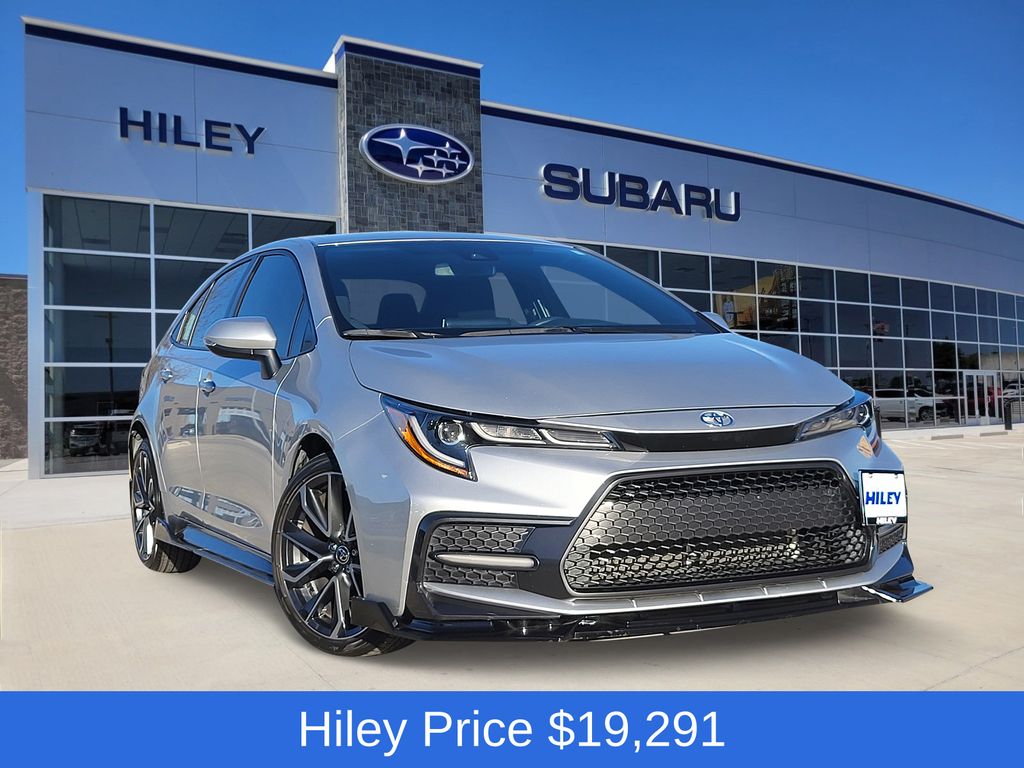 2020 Toyota Corolla SE's photo