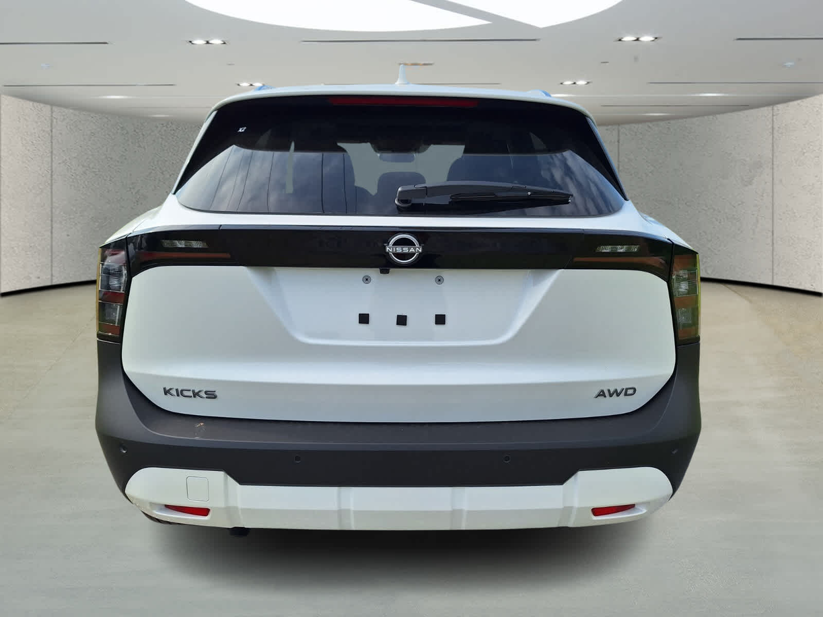2025 Nissan Kicks SV photo 4