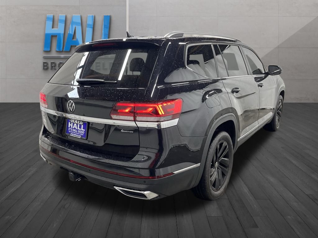 2023 Volkswagen Atlas SEL photo 5