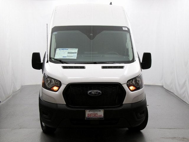 2025 Ford Transit Cargo Van photo 2