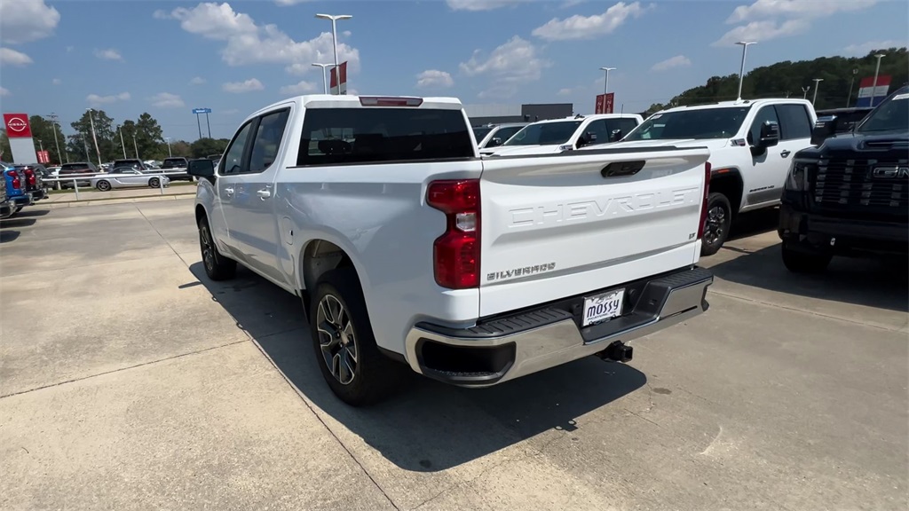 2023 Chevrolet Silverado 1500 LT photo 7