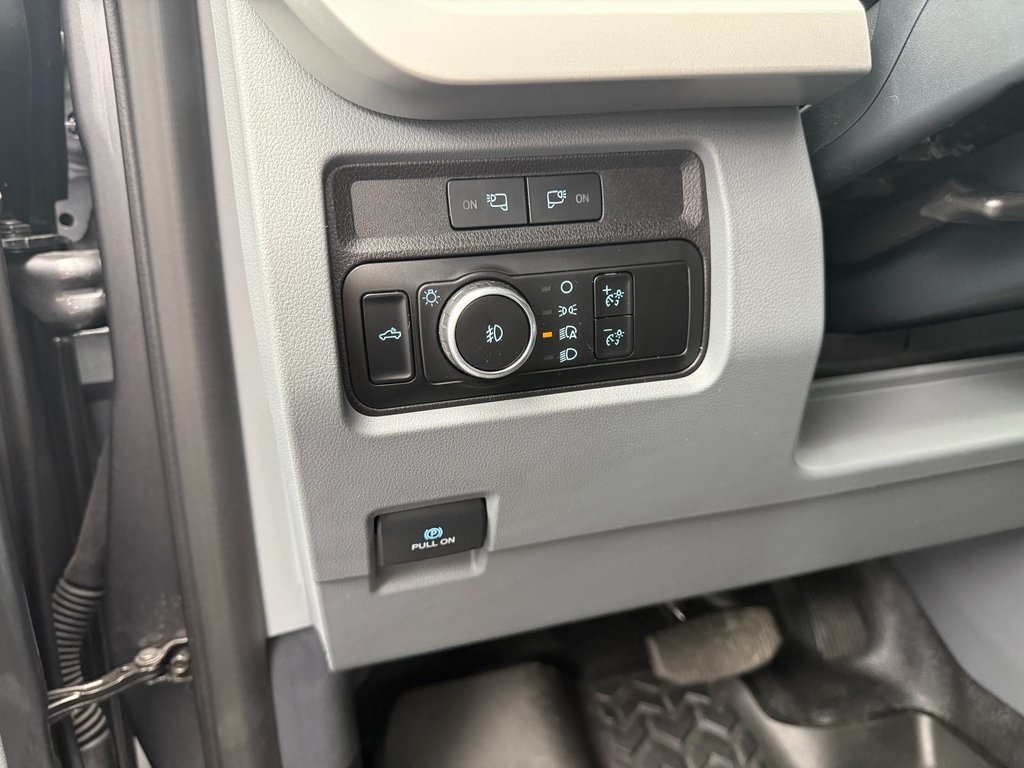 2024 Ford F-250 XLT photo 33