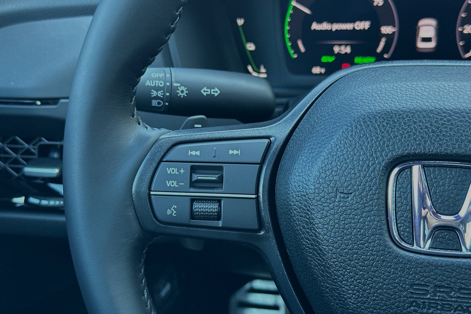 2025 Honda Accord Hybrid Sport-L photo 21