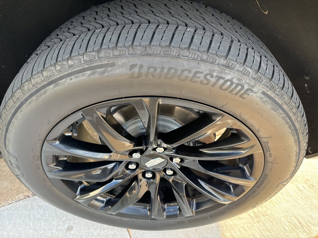 2023 Cadillac Escalade ESV Premium Luxury photo 12